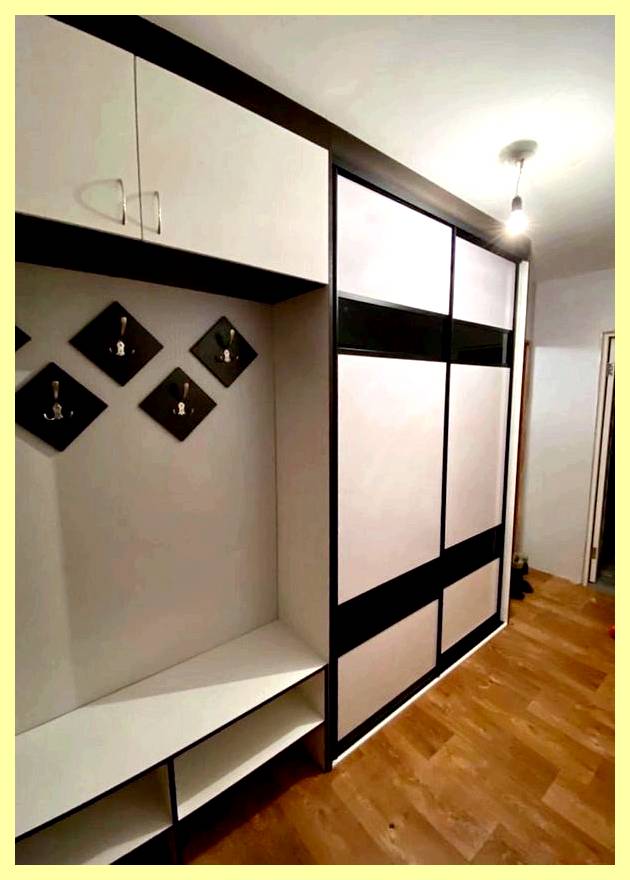 Шкаф купе со стеклянными дверьми